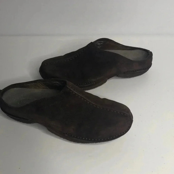MERRELL Air Cushioned Mules/Clogs - Picture 1 of 6